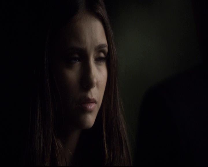 VampireDiariesWorld-dot-org_2x07Masquerade2113.jpg