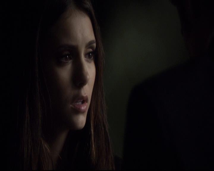 VampireDiariesWorld-dot-org_2x07Masquerade2123.jpg
