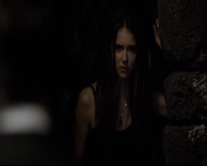 VampireDiariesWorld-dot-org_2x07Masquerade2184.jpg