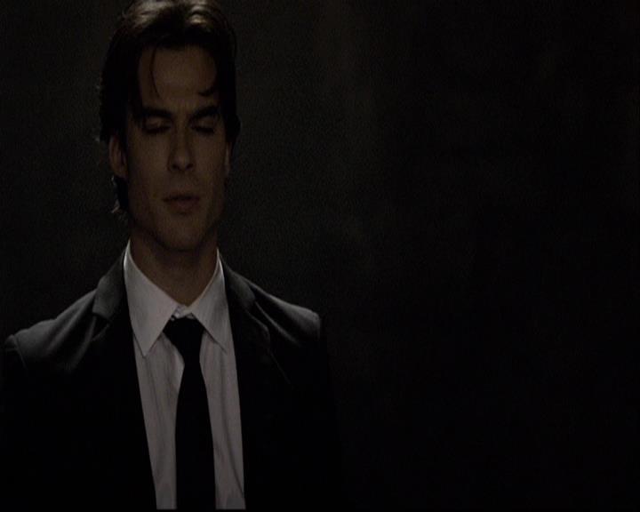 VampireDiariesWorld-dot-org_2x07Masquerade2185.jpg