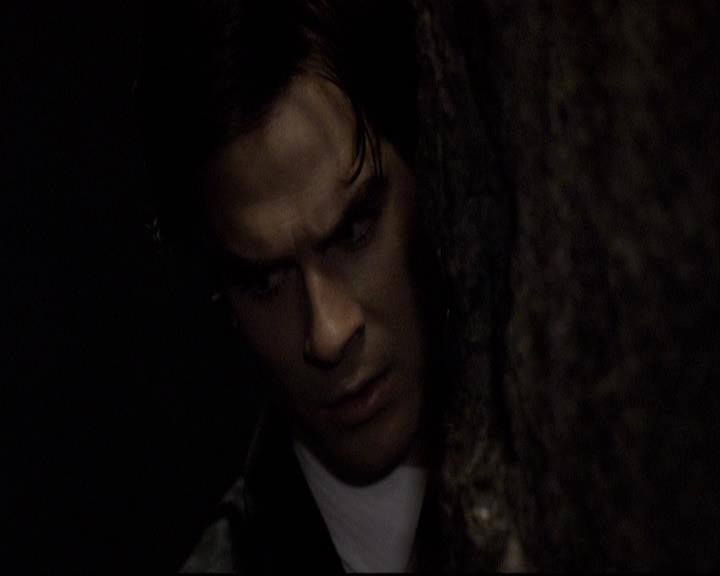 VampireDiariesWorld-dot-org_2x07Masquerade2198.jpg