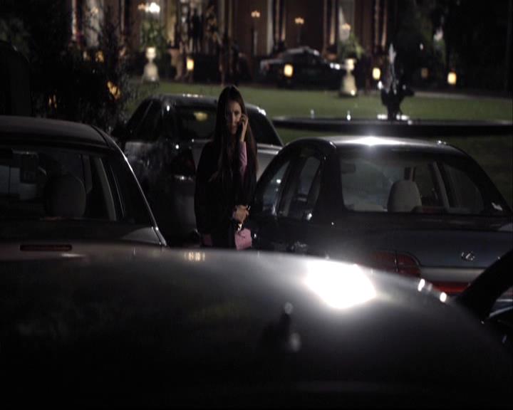 VampireDiariesWorld-dot-org_2x07Masquerade2246.jpg