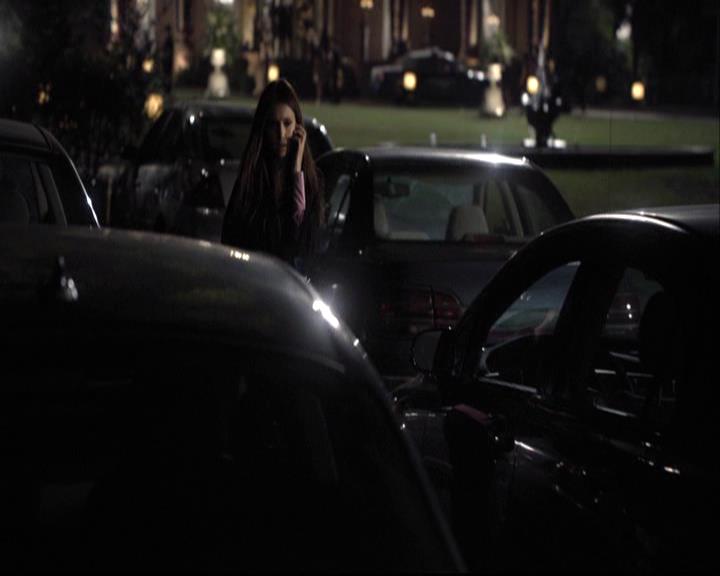 VampireDiariesWorld-dot-org_2x07Masquerade2248.jpg