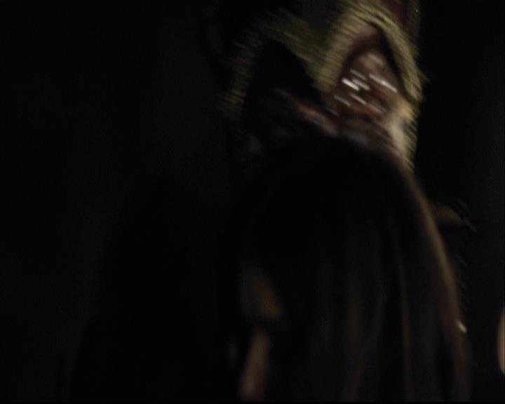 VampireDiariesWorld-dot-org_2x07Masquerade2259.jpg