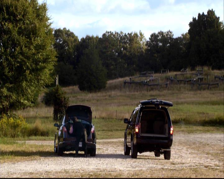 VampireDiariesWorld-dot-org_2x08Rose0034.jpg