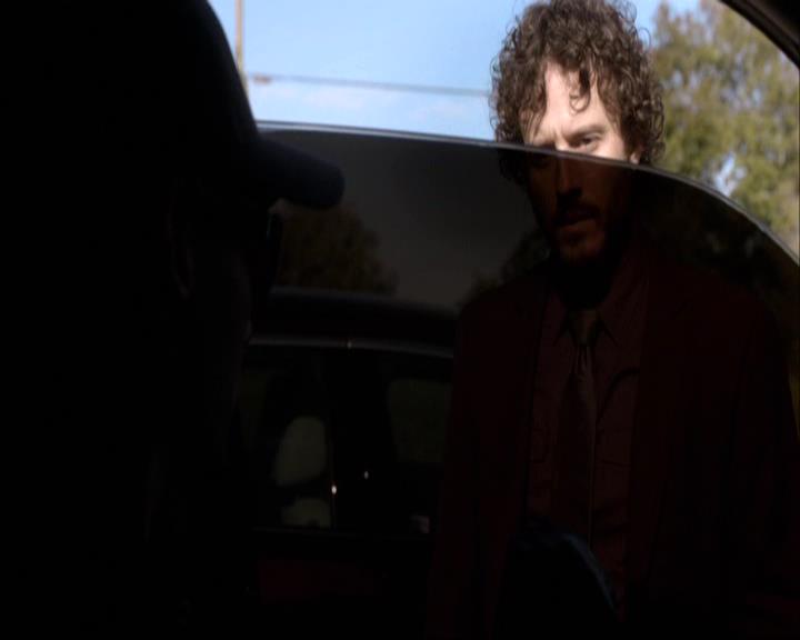 VampireDiariesWorld-dot-org_2x08Rose0048.jpg