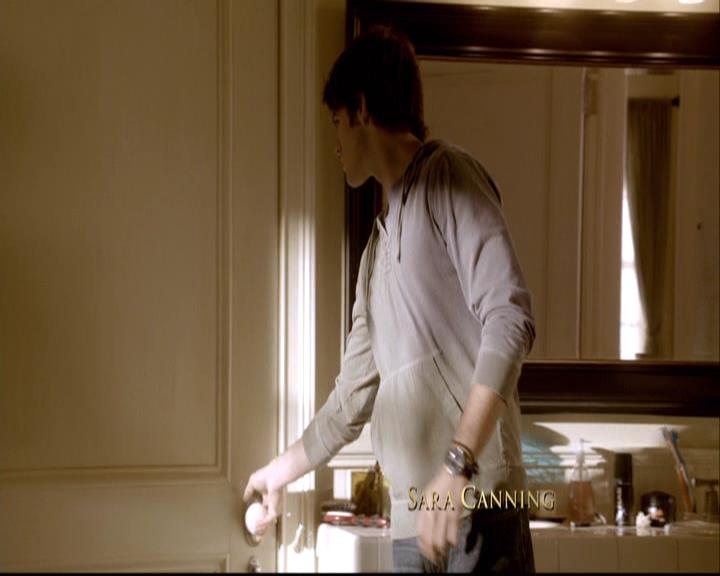 VampireDiariesWorld-dot-org_2x08Rose0100.jpg