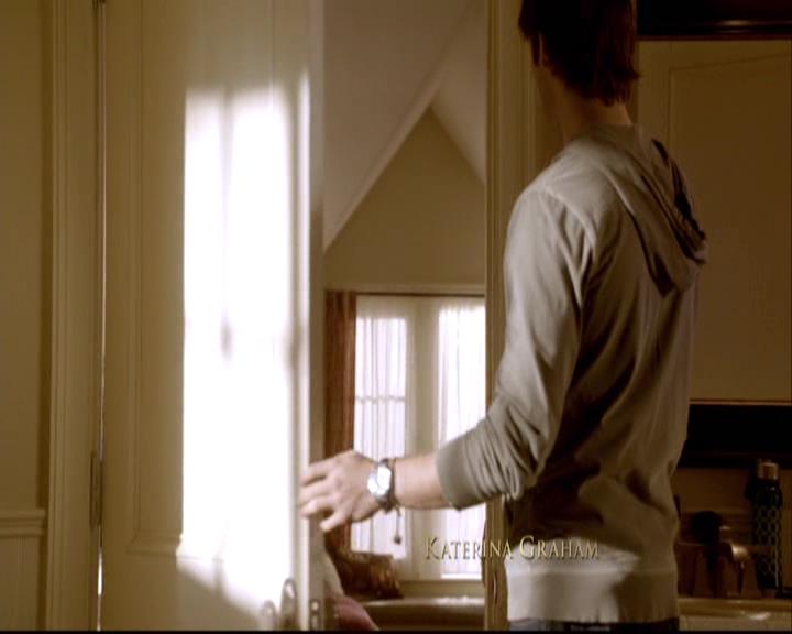 VampireDiariesWorld-dot-org_2x08Rose0102.jpg
