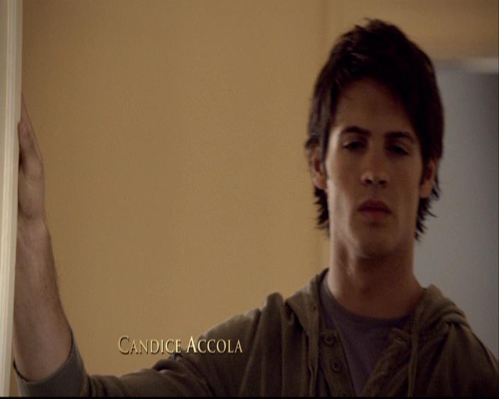 VampireDiariesWorld-dot-org_2x08Rose0108.jpg