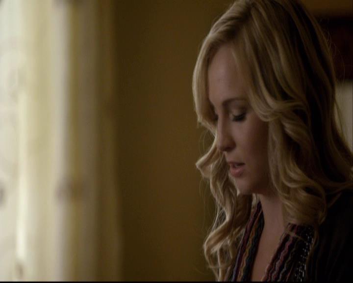 VampireDiariesWorld-dot-org_2x08Rose0168.jpg