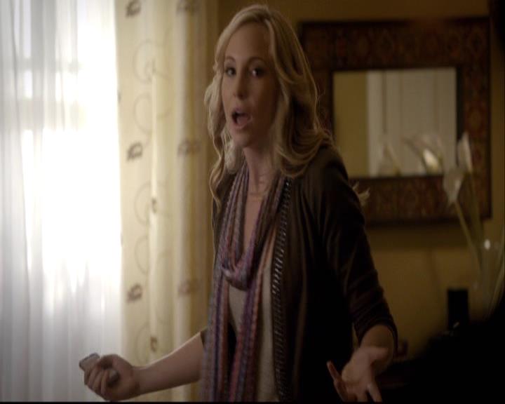 VampireDiariesWorld-dot-org_2x08Rose0169.jpg