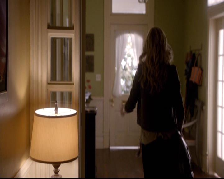 VampireDiariesWorld-dot-org_2x08Rose0180.jpg