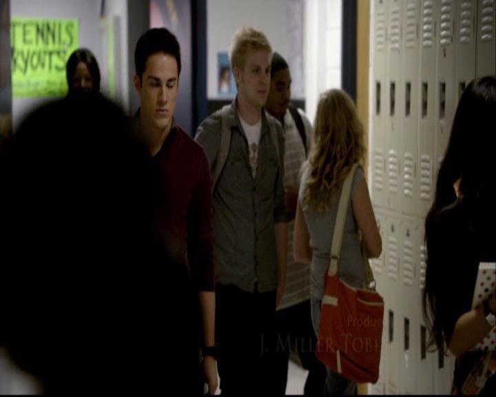 VampireDiariesWorld-dot-org_2x08Rose0212.jpg