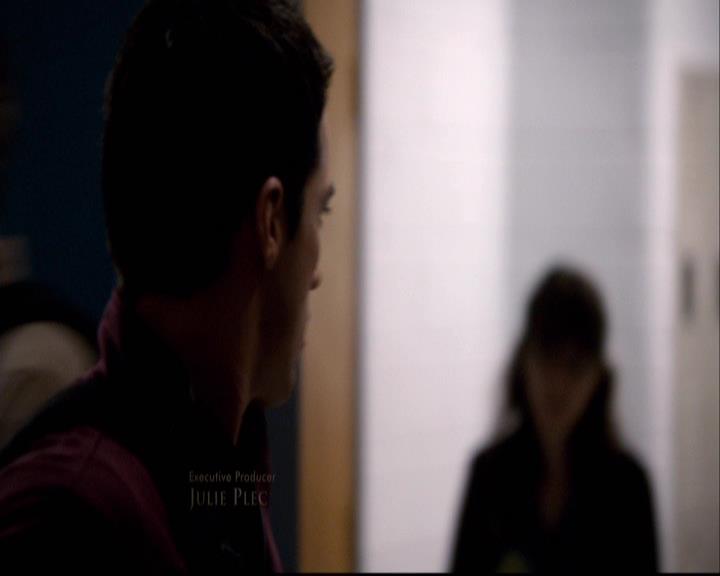VampireDiariesWorld-dot-org_2x08Rose0222.jpg