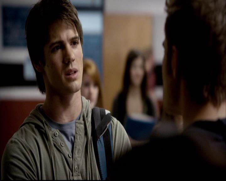 VampireDiariesWorld-dot-org_2x08Rose0272.jpg