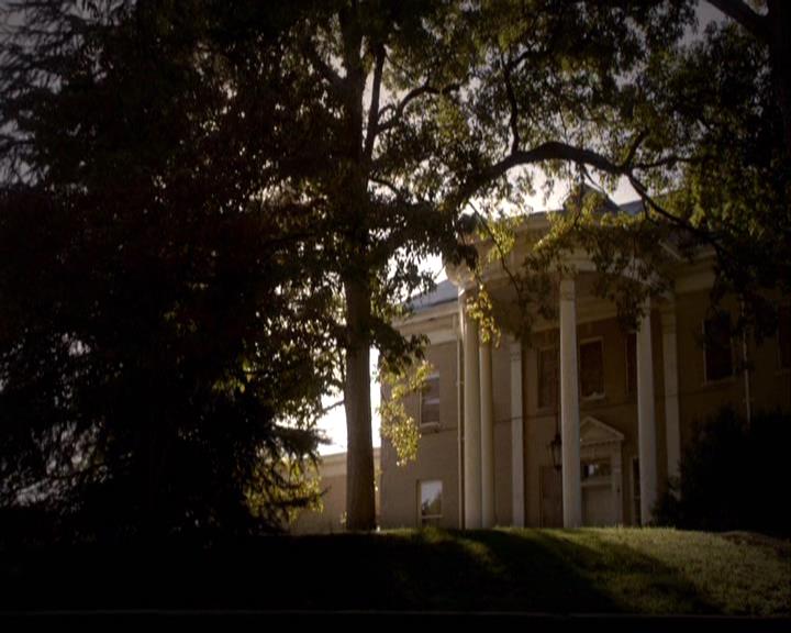VampireDiariesWorld-dot-org_2x08Rose0281.jpg