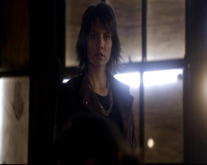 VampireDiariesWorld-dot-org_2x08Rose0328.jpg