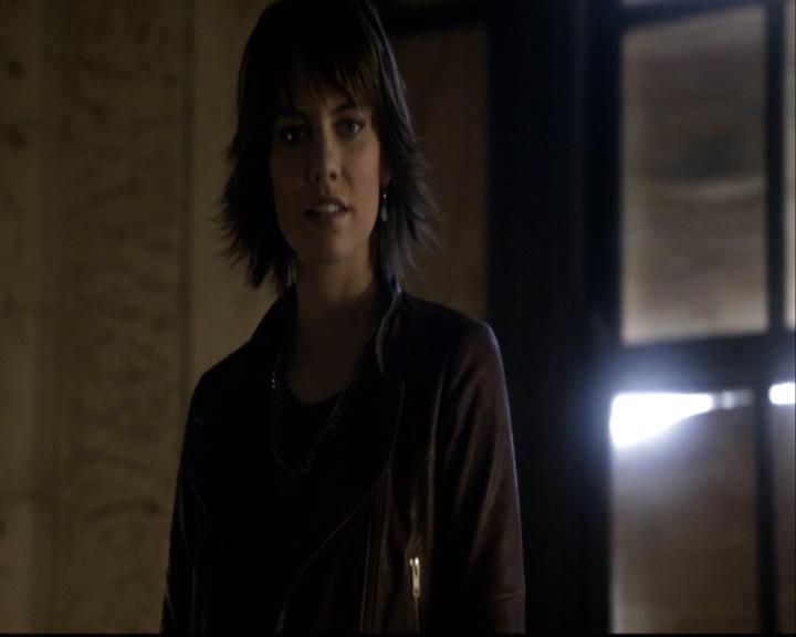 VampireDiariesWorld-dot-org_2x08Rose0336.jpg
