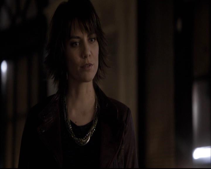 VampireDiariesWorld-dot-org_2x08Rose0351.jpg
