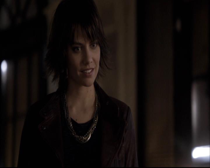 VampireDiariesWorld-dot-org_2x08Rose0352.jpg
