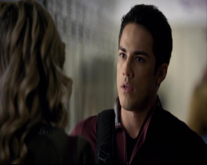 VampireDiariesWorld-dot-org_2x08Rose0416.jpg