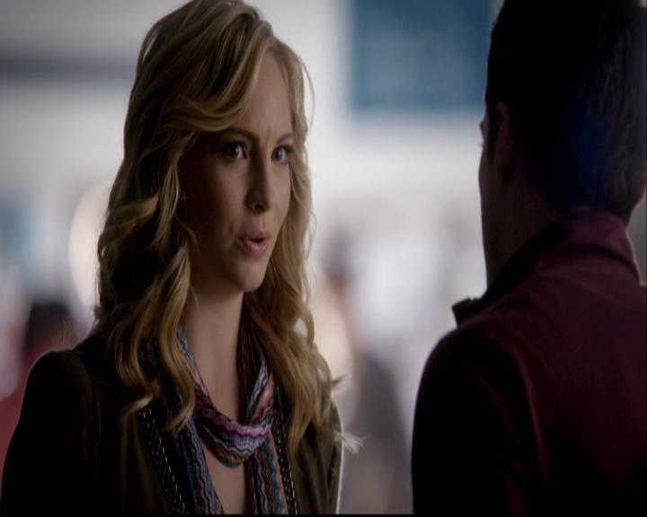 VampireDiariesWorld-dot-org_2x08Rose0423.jpg