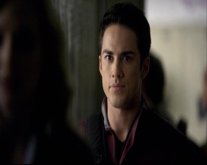 VampireDiariesWorld-dot-org_2x08Rose0439.jpg