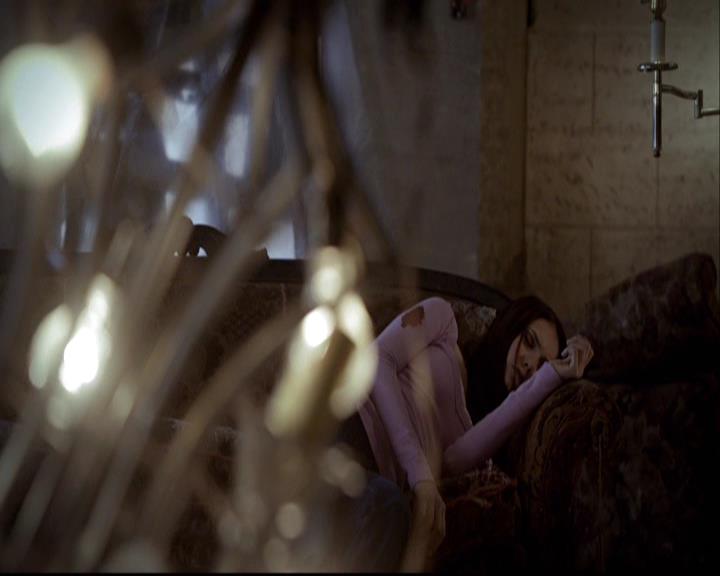 VampireDiariesWorld-dot-org_2x08Rose0441.jpg