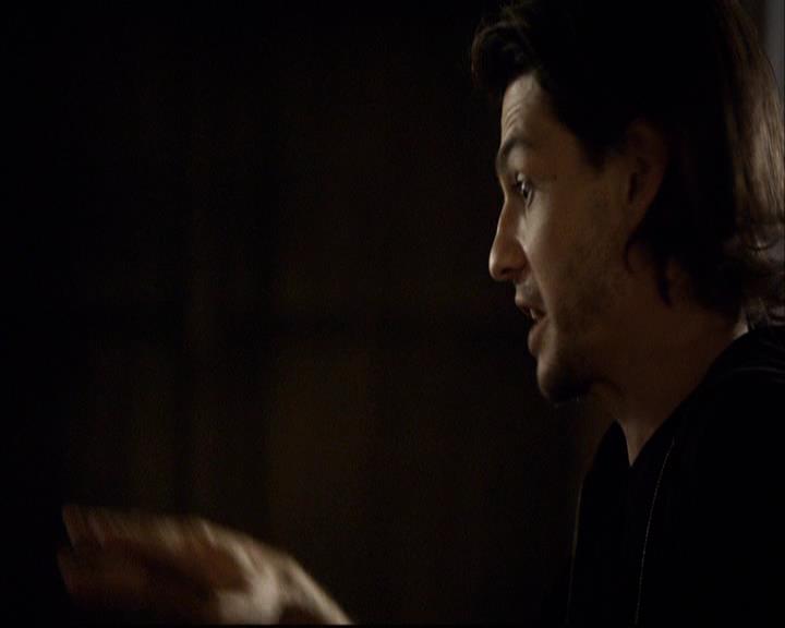 VampireDiariesWorld-dot-org_2x08Rose0460.jpg