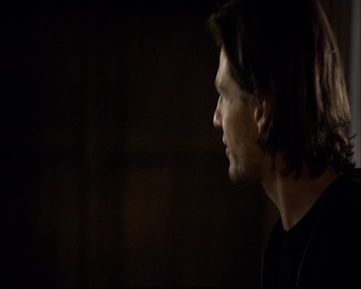 VampireDiariesWorld-dot-org_2x08Rose0461.jpg