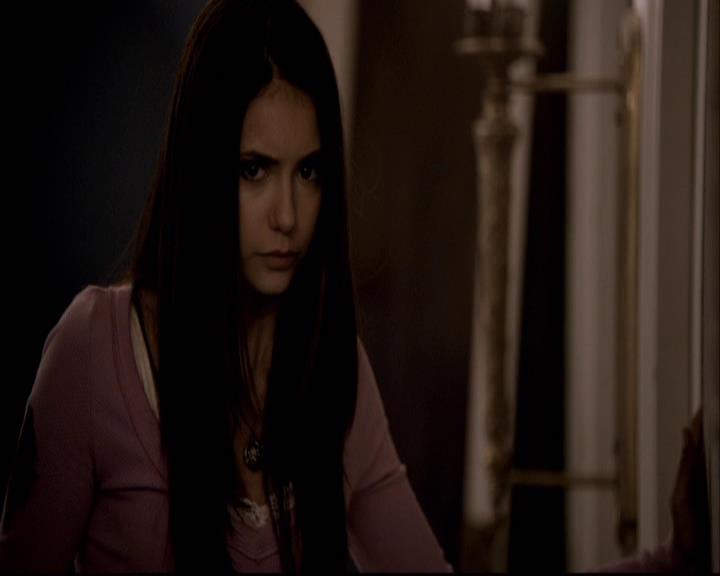 VampireDiariesWorld-dot-org_2x08Rose0463.jpg