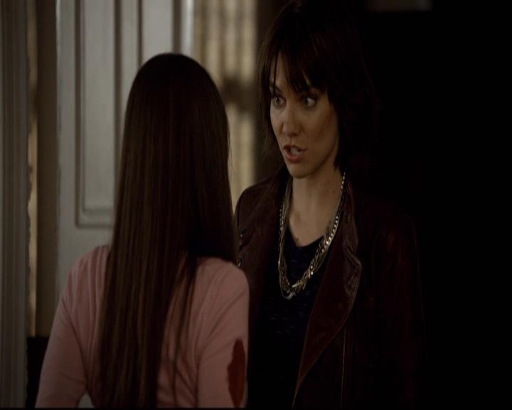 VampireDiariesWorld-dot-org_2x08Rose0478.jpg