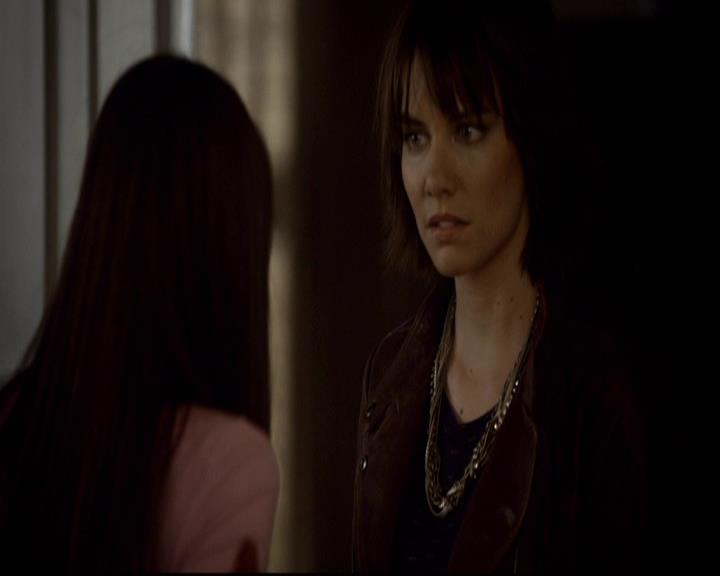VampireDiariesWorld-dot-org_2x08Rose0483.jpg