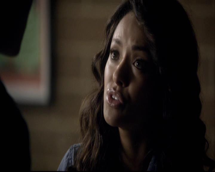 VampireDiariesWorld-dot-org_2x08Rose0490.jpg