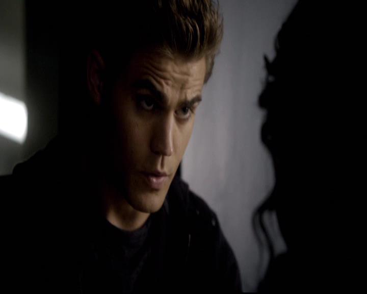 VampireDiariesWorld-dot-org_2x08Rose0495.jpg