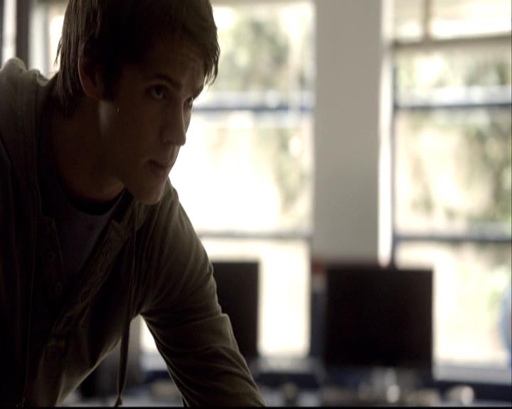 VampireDiariesWorld-dot-org_2x08Rose0517.jpg