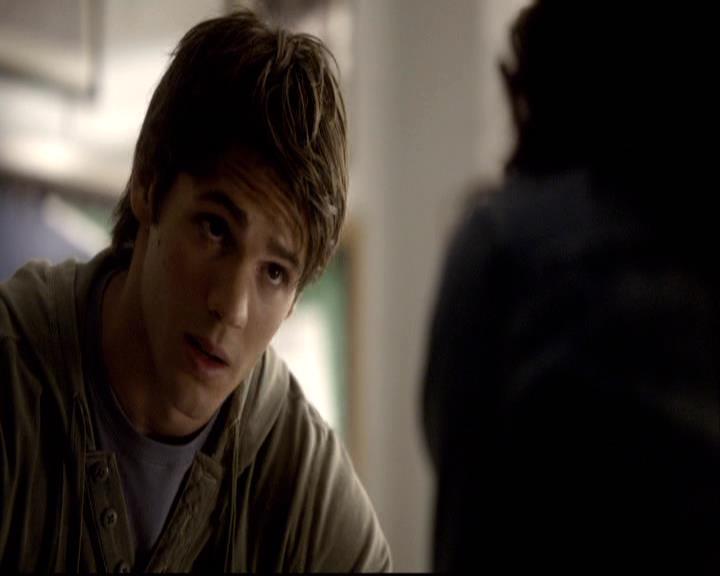 VampireDiariesWorld-dot-org_2x08Rose0525.jpg