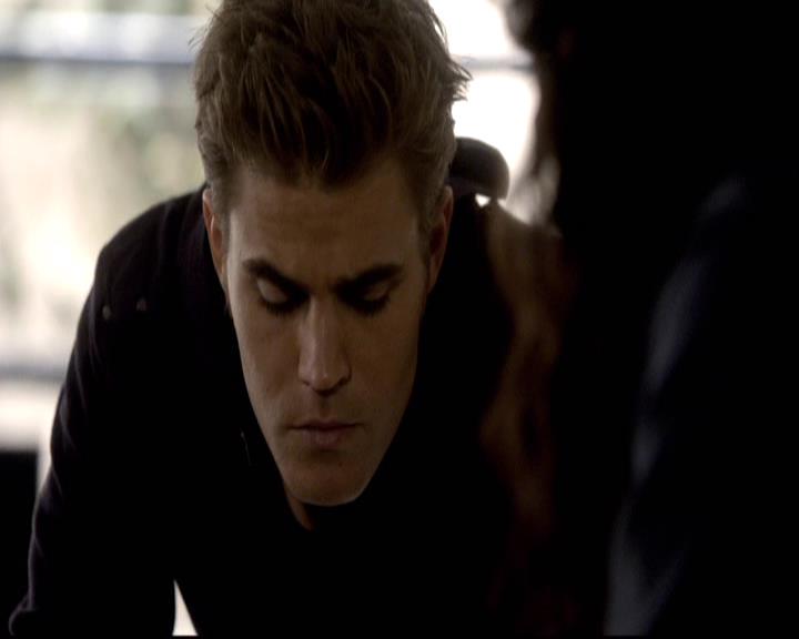 VampireDiariesWorld-dot-org_2x08Rose0554.jpg