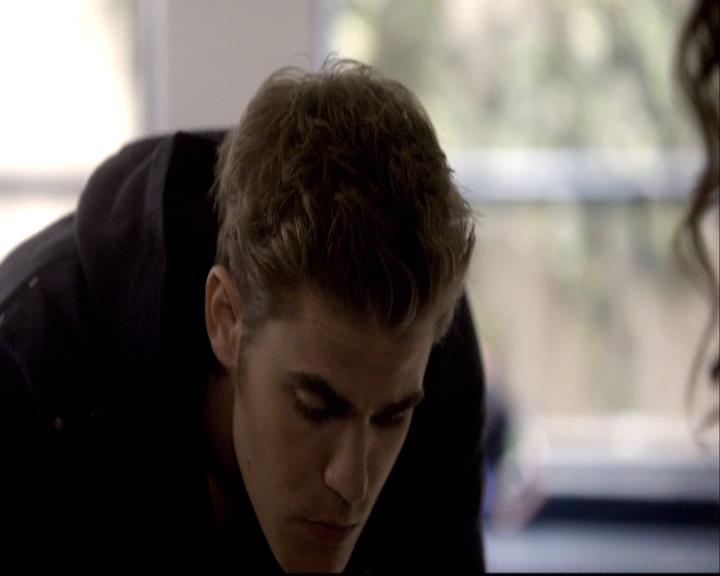 VampireDiariesWorld-dot-org_2x08Rose0561.jpg