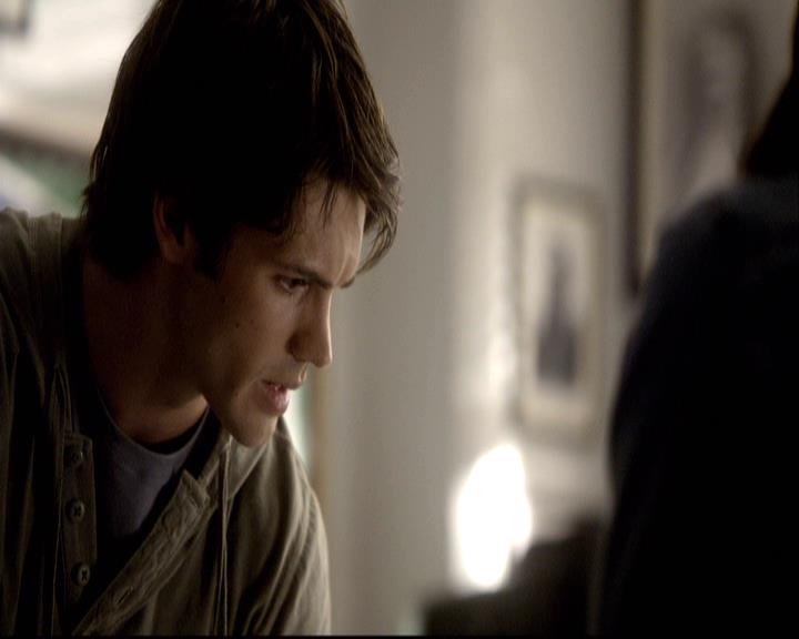 VampireDiariesWorld-dot-org_2x08Rose0563.jpg