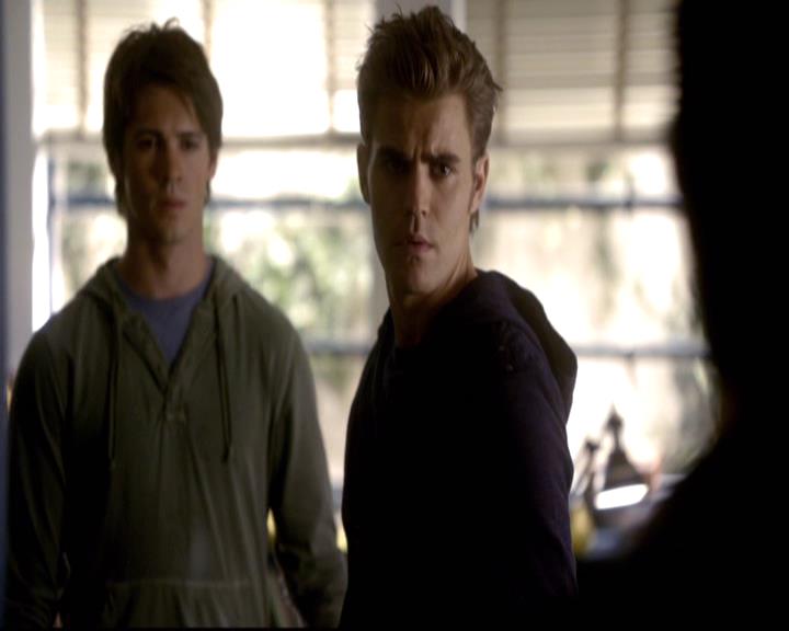 VampireDiariesWorld-dot-org_2x08Rose0585.jpg