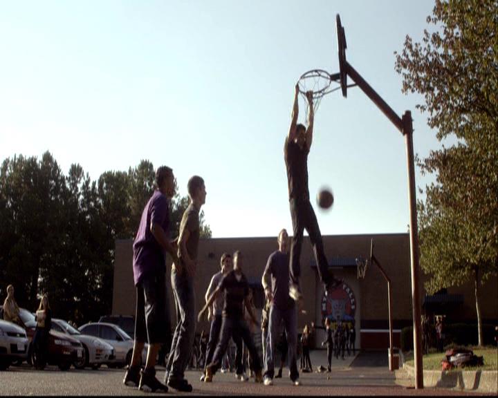 VampireDiariesWorld-dot-org_2x08Rose0604.jpg
