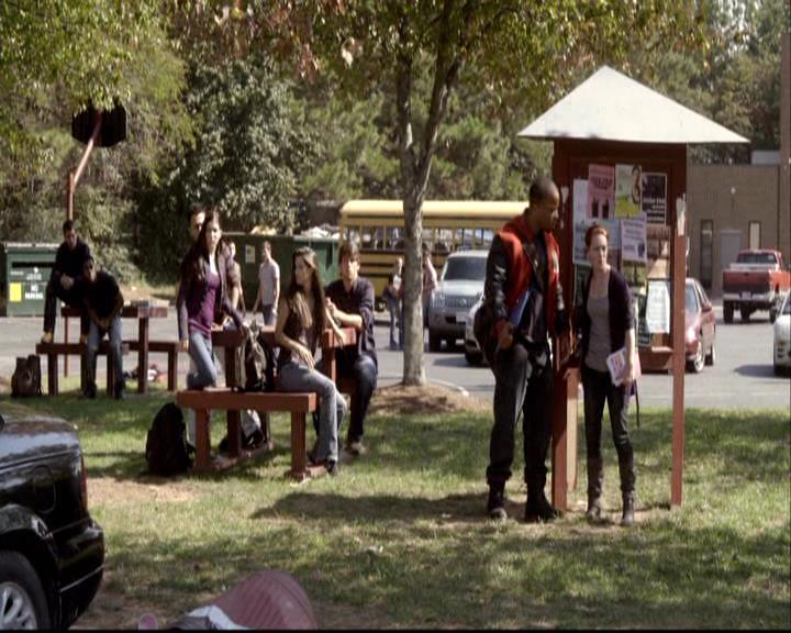 VampireDiariesWorld-dot-org_2x08Rose0672.jpg
