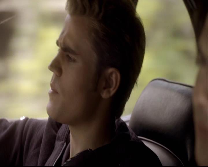 VampireDiariesWorld-dot-org_2x08Rose0687.jpg
