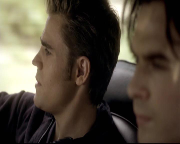 VampireDiariesWorld-dot-org_2x08Rose0739.jpg