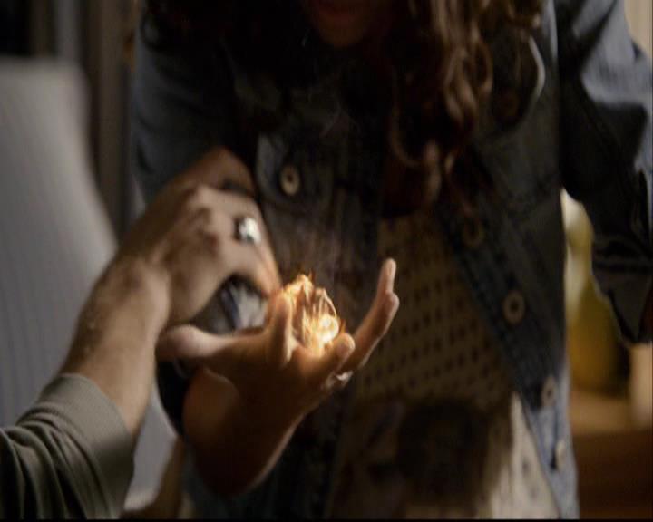 VampireDiariesWorld-dot-org_2x08Rose0842.jpg