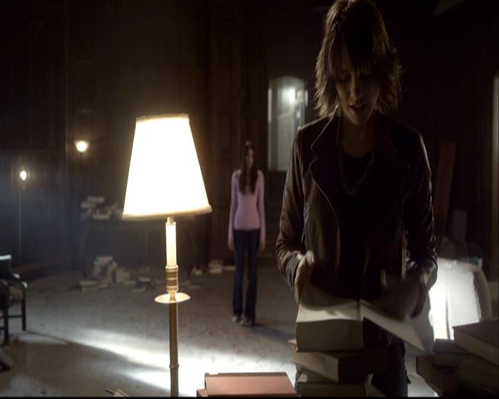 VampireDiariesWorld-dot-org_2x08Rose0905.jpg