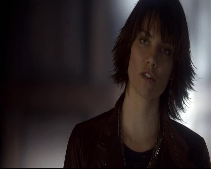 VampireDiariesWorld-dot-org_2x08Rose0920.jpg