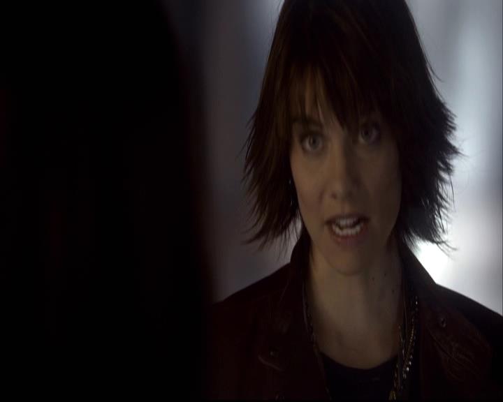 VampireDiariesWorld-dot-org_2x08Rose0937.jpg
