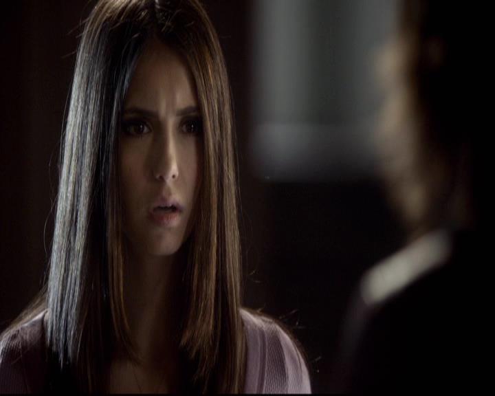 VampireDiariesWorld-dot-org_2x08Rose0949.jpg